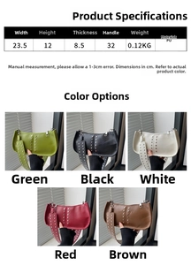 Tableau des tailles détaillé et choix de couleurs pour le sac baguette en similicuir à rivets
