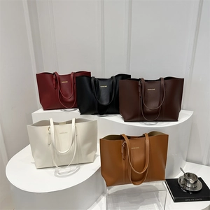 Sac Cabas Femme En Cuir PU Grande Capacité Sac À Épaule Avec Pochette Intérieure Rétro Minimaliste Imprimé Lettres