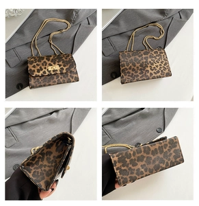 Dettagli della borsa leopardata con tracolla a catena dorata e chiusura in metallo