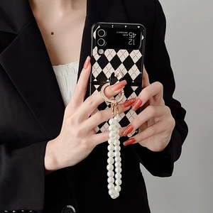 Coque pliante chic à damier noir et blanc avec chaîne en perles pour Samsung Z Flip