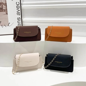 Petit Sac Bandoulière En Cuir PU Pour Femme Sac À Main Carré Avec Chaîne Style Chic Mode Urbaine Quotidien