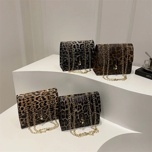 Borsa A Spalla Stampa Leopardata Donna Vintage Pelle PU Borsa Tracolla Catena Dorata Chiusura Ovale Patta Moda Tendenza