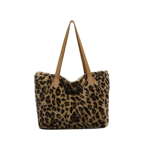 Chic leopard print plush tote bag with faux leather shoulder straps for autumn winter