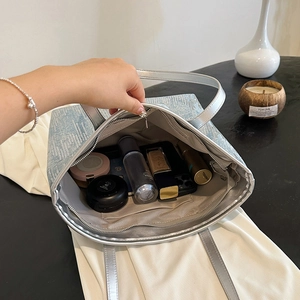 Sparkly blue sequin tote bag with large capacity and silver handles for daily commute
