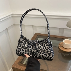 Modische Achseltasche mit Leopardenmuster im Vintage-Design und schlankem Schultergurt