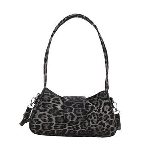 Sac sous le bras tendance pour femme avec imprimé léopard gris et noir effet velours