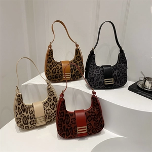 Leopard Print Hobo Bag Vintage Underarm Shoulder Handbag Contrast PU Leather Stitching Gold Buckle Trendy For Women