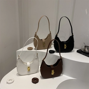 Borsa A Spalla Sottobraccio Da Donna In Pelle PU Borsa Hobo A Mezzaluna Minimalista Con Chiusura Dorata