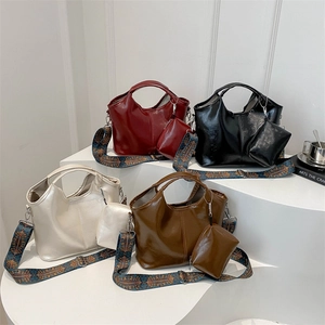 Women Shoulder Tote Bag Glossy PU Leather Large Capacity With Wide Ethnic Strap And Small Pouch Retro Streetwear