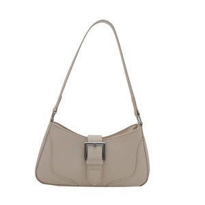 Borsa sottobraccio in ecopelle beige con fibbia argento e dettagli di cuciture fini
