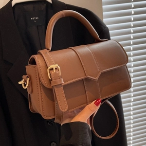 Retro PU Leather Handbag For Women Minimalist Small Square Crossbody Bag With Top Handle And Gold Tone Hardware Elegant