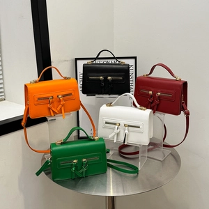 Minimalist leather crossbody bags with double zipper design in five vibrant colors