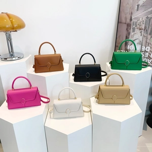 Fashion Women Crossbody Bag PU Leather Golden Buckle Flap Top Handle Shoulder Handbag Chic Minimalist Retro Style