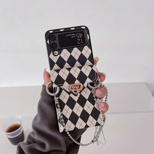 Vintage Argyle Klapphülle mit Perlen-Umhängeband für Samsung Z Flip Modelle