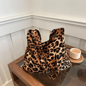 Large capacity leopard print canvas tote bag for women stylish shoulder shopping bag