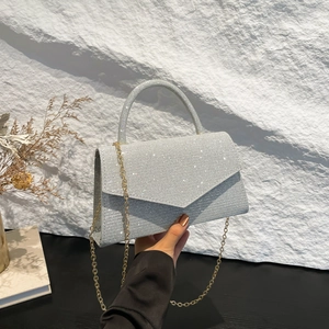 Sparkling silver glitter rectangular evening handbag with metal chain strap for women