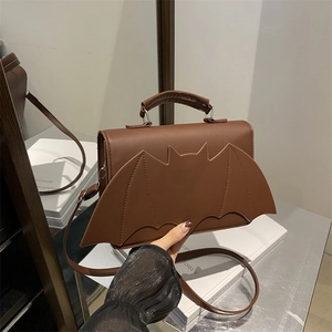 Sac bandoulière en similicuir marron avec design créatif d'ailes de chauve-souris Halloween
