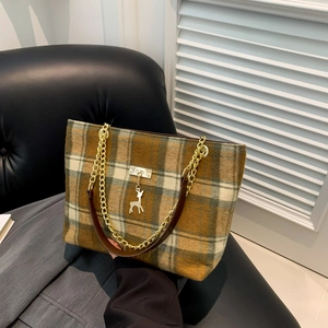 Classic plaid tote bag with golden deer pendant and chain leather handle for women
