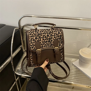 Stilvoller Leopard-Rucksack mit großer Kapazität und braunem Kunstleder für Damen