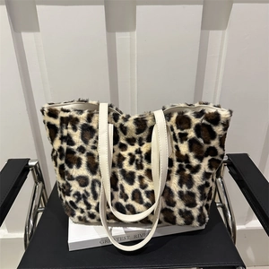 Minimalist large capacity leopard print plush tote bag with white shoulder straps for women