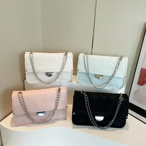 Minimalist Women Shoulder Bag Wrinkled Texture PU Leather Square Crossbody Bag Metal Chain Strap Fashion Commuter