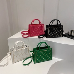 Women PU Leather Handbag Heart Embroidery Rhomboid Quilted Fashion Square Shoulder Crossbody Bag