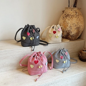 Borsa Secchiello Donna Pelle PU Patch Cuore Colorate Chiusura Coulisse Stile Coreano Casual Tracolla Semplice Carino