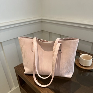 Sac fourre-tout rose clair au design marbré avec grande capacité pour femme moderne