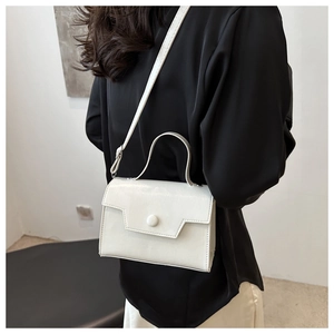 Dettagli della borsa in pelle PU bianco perla con manico superiore e tracolla sottile