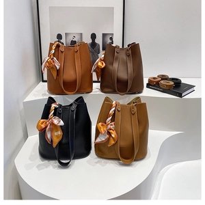 Chic 2024 large capacity bucket bags in four colors with printed scarves and long straps