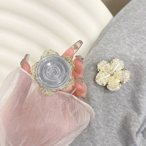 Elegant crystal snowflake flower phone socket stand with gold base and clear beads