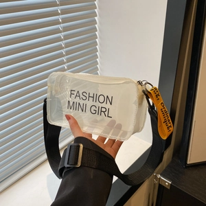 Mini sac bandoulière givré semi-transparent avec imprimé mode et large sangle noire