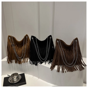 Sacs cabas à franges bohèmes avec doubles chaînes en noir, marron clair et foncé
