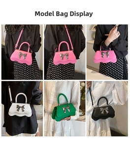 Vues multiples du sac à main carré avec nœud décoratif en rose, blanc, vert et noir