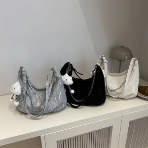 Borsa A Spalla In Pelle PU Pieghettata Catena Di Metallo Ciondolo Nuvola Carina Borsa Hobo Tracolla Donna Tendenza