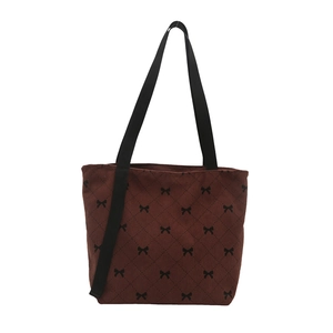 Sac fourre-tout en velours côtelé marron avec imprimé nœuds noirs et grand volume
