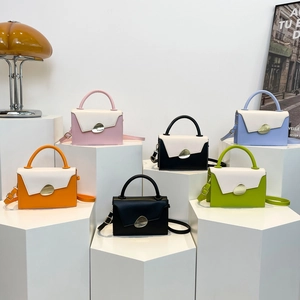 Sac À Bandoulière Main Mode Bloc De Couleur PU Cuir Petit Carré Boucle Métal Chic Femme Style Automne