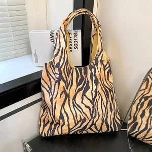 Fashionable zebra print tote bag with large capacity in yellow and black canvas