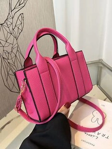 Detail of rose red lychee texture mini crossbody bag with gold metal hardware