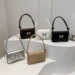 Sac Bandoulière Femme Sac Sous Les Aisselles Cuir PU Avec Décoration Noeud Métallique Bandoulière Nouée Fermeture Magnétique Chic