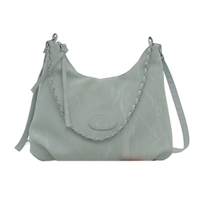 Modische mintgrüne Plissee-Schultertasche mit Silberkette und PU-Leder in Marmor-Optik