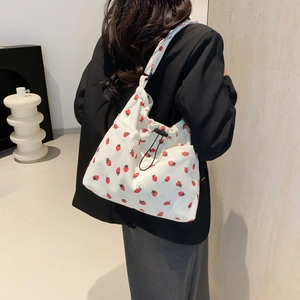 Borsa tote in velluto a coste bianca con motivo a fragole e coulisse per lo shopping