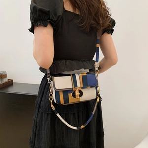 Sac bandoulière chic en cuir PU color-block avec boucle CD vintage et sangle