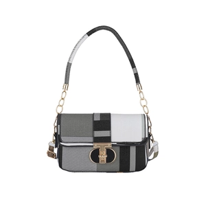 Petit sac bandoulière à carreaux noir, blanc et gris avec fermoir métallique doré chic