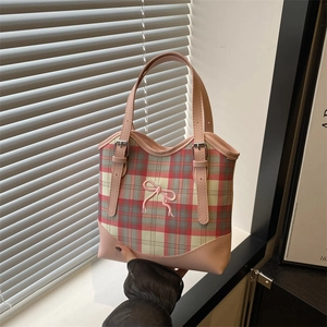 Sac cabas à carreaux roses avec broderie nœud et poignées en cuir pour femmes