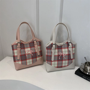 Sac fourre-tout à carreaux moderne avec broderie nœud rose et poignées en cuir réglables