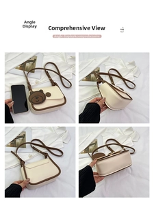 Petit sac selle crème avec bordure marron et breloque ours montré sous plusieurs angles