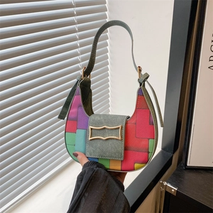 Summer Woven Crescent Shoulder Bag For Women Vintage Patchwork Straw Geometric Hobo Bag With Gold Buckle Fashion Underarm Bag