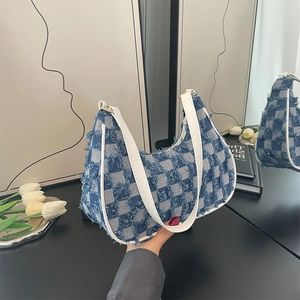 Sac Hobo Sous Le Bras Denim Damier Femmes Bords Effilochés Toile Sac À Épaule Décontracté Rétro Tendance Main Fermeture