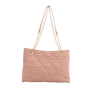 Pink quilted tote bag with gold chain strap, minimalist large capacity shoulder handbag